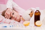Как лечить больное горло у ребенка?